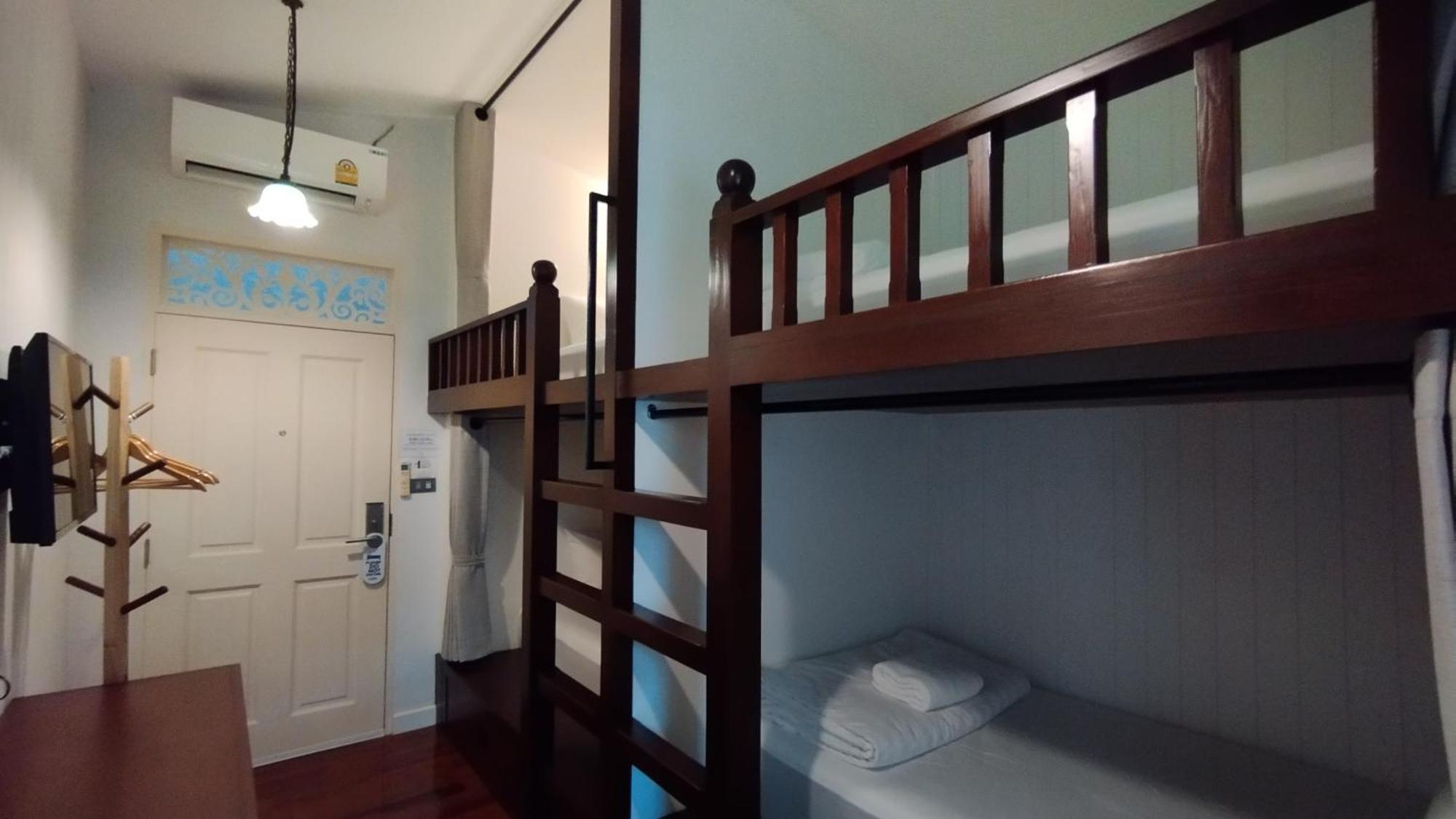 Lana Beds & Space Chiang Mai Exterior photo