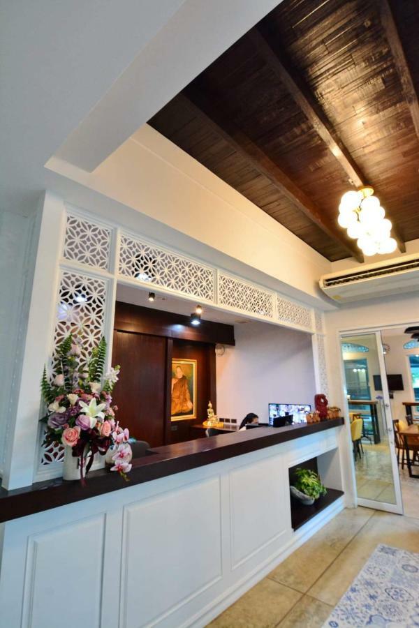 Lana Beds & Space Chiang Mai Exterior photo