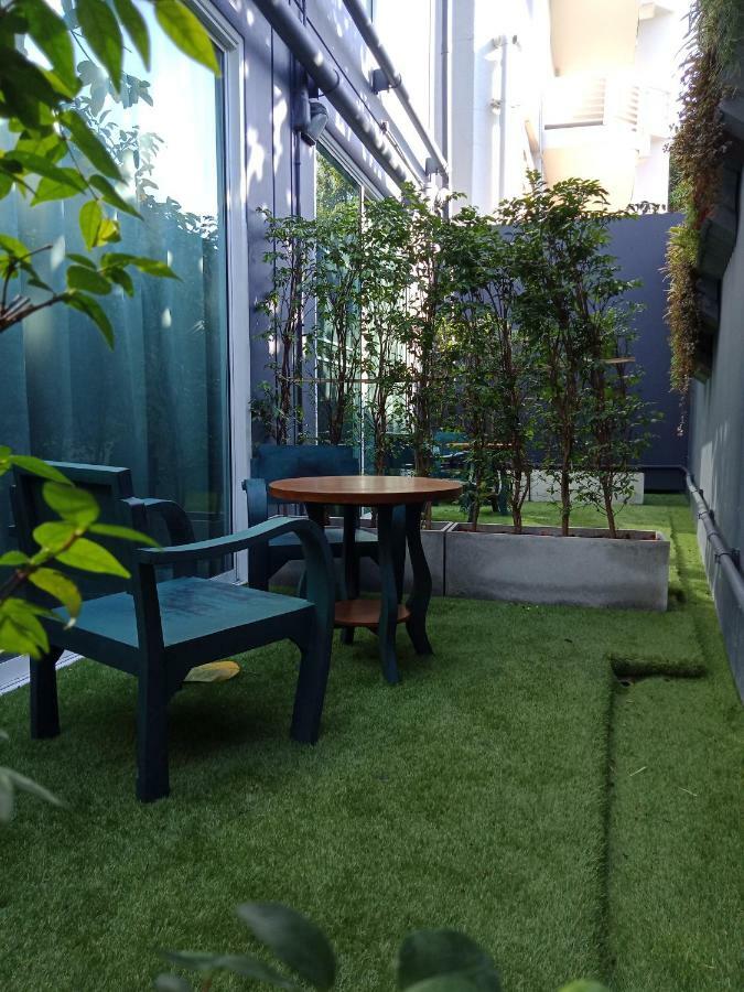 Lana Beds & Space Chiang Mai Exterior photo