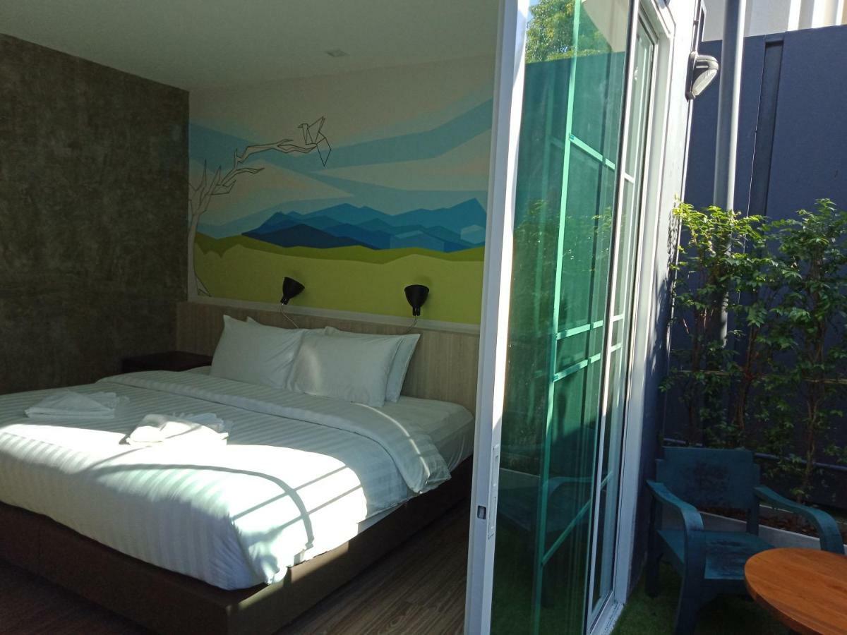 Lana Beds & Space Chiang Mai Exterior photo