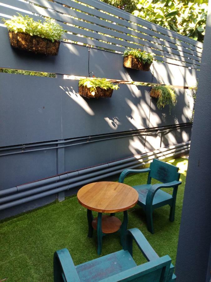 Lana Beds & Space Chiang Mai Exterior photo